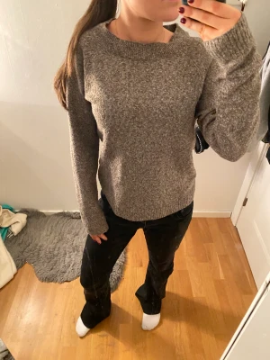 Stickad tröja - Säljer denna stickade tröja💗