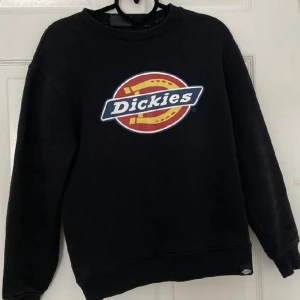 Dickies tröja - Dickies tröja strl xs