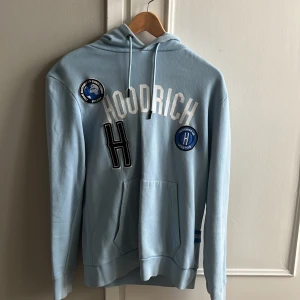 Hoodrich hoodie - Hoodrich hoodie storlek S. Väldigt bra skick då den knappt är användt 