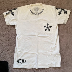 Chrome hearts T-shirt  - Säljer ifall någon intresserad 💕