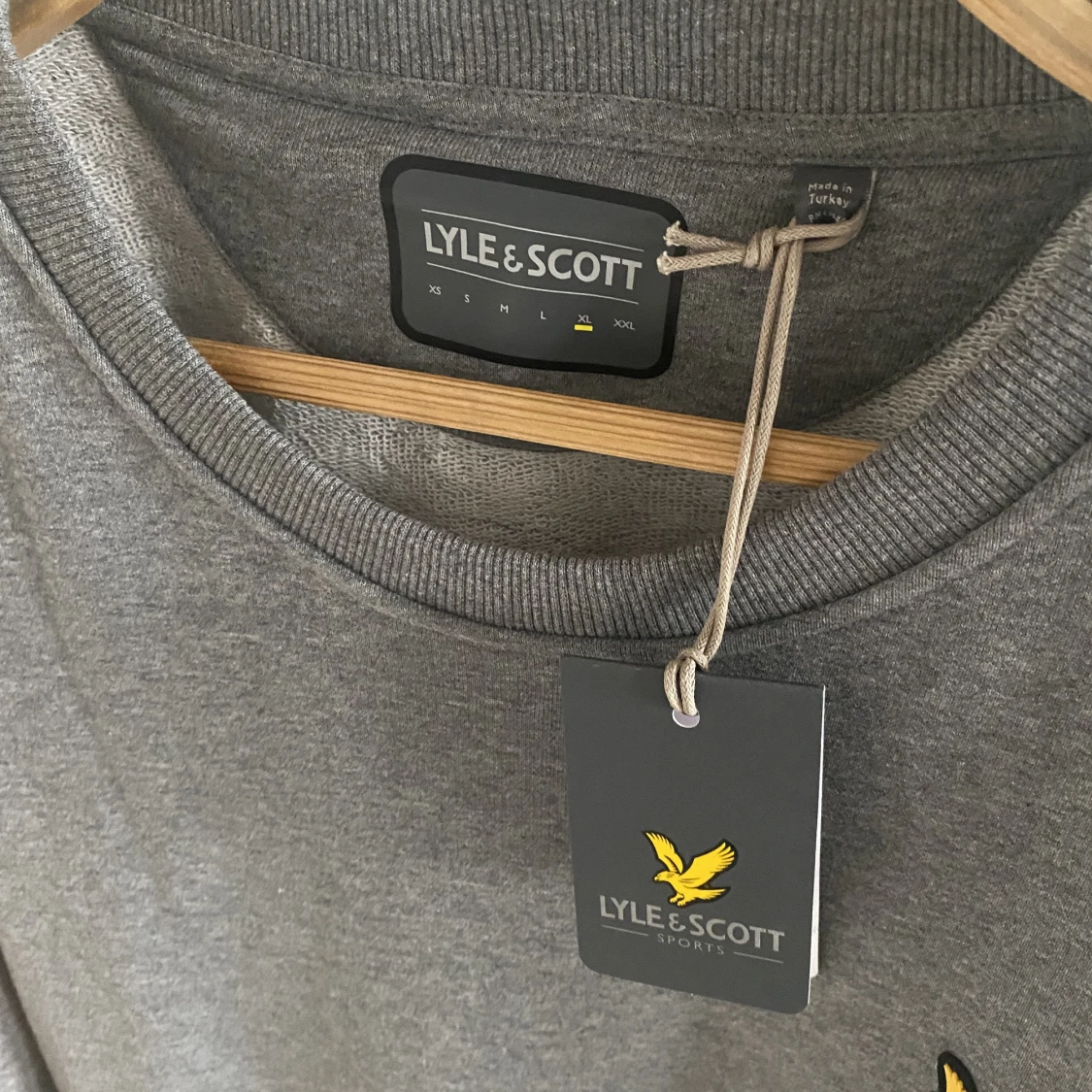 Lyle & Scott  - 90
