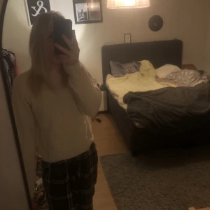 Supermysig stickad tröja - Storlek s Inte använt så mycket 