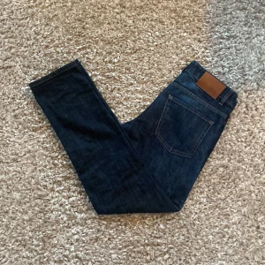 HUGO BOSS jeans - Hugo boss jeans i perfekt skick. Storlek 30/32 och dem sitter som 30/32. Skriv vid funderingar, pris kan diskuteras.