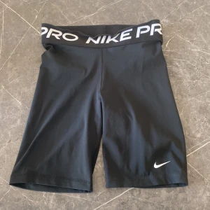 Nike Pro cykelbyxor - Nike Pro Dri-Fit cykelbyxor/löpartights