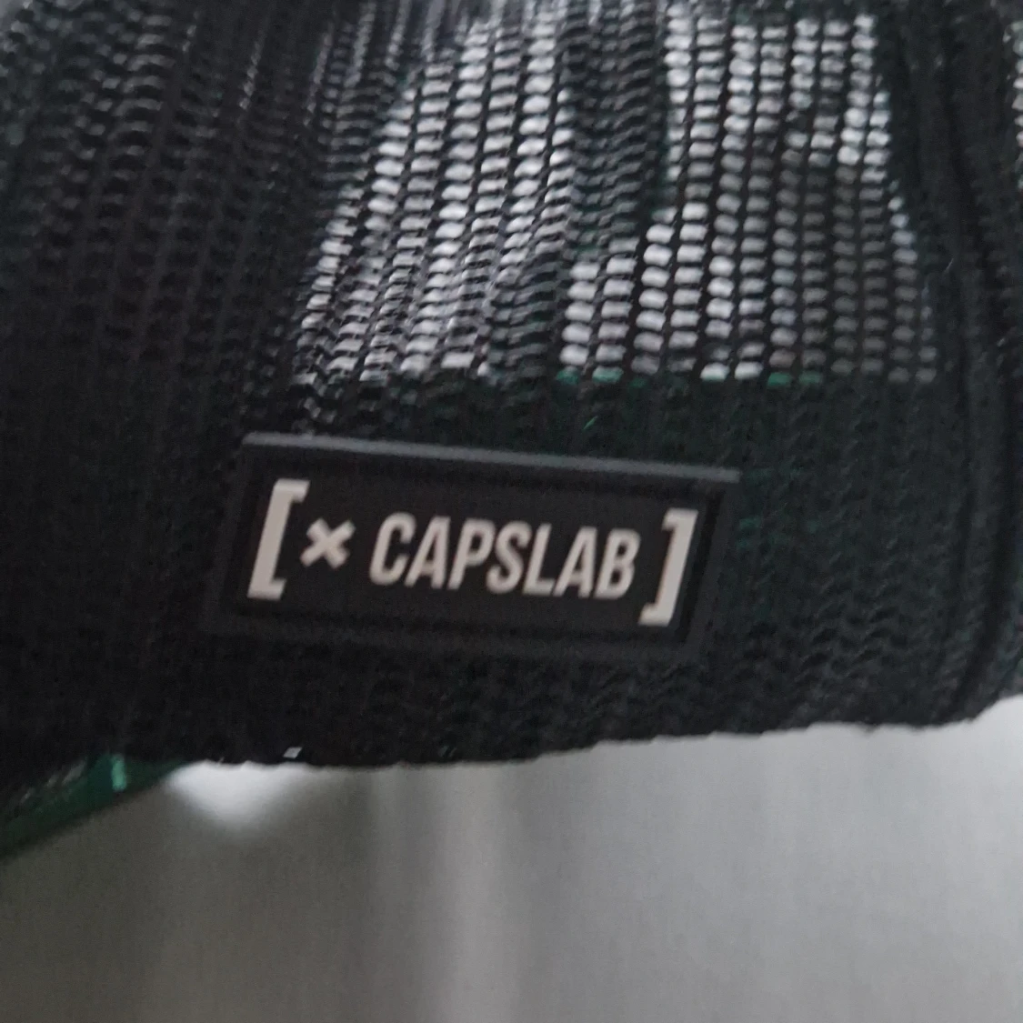 Joker cap slab keps - 90