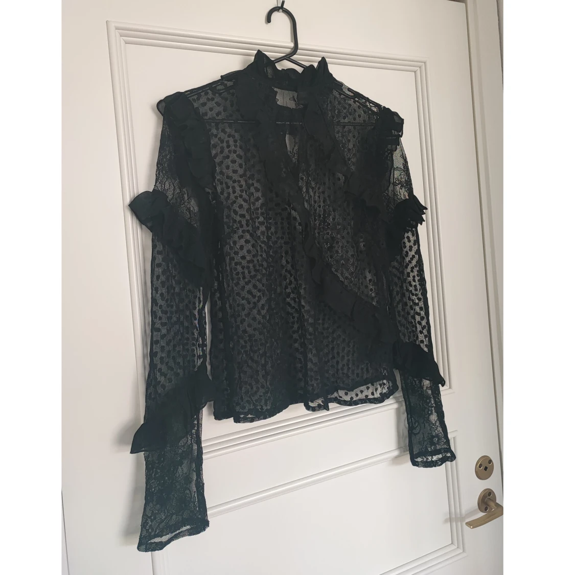 Vintage blus i dobbymesh med volanger, stl 38