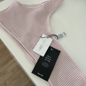 Bikinitopp NAKD - Helt ny bikinitopp från Lojsans kollektion med NA-KD.