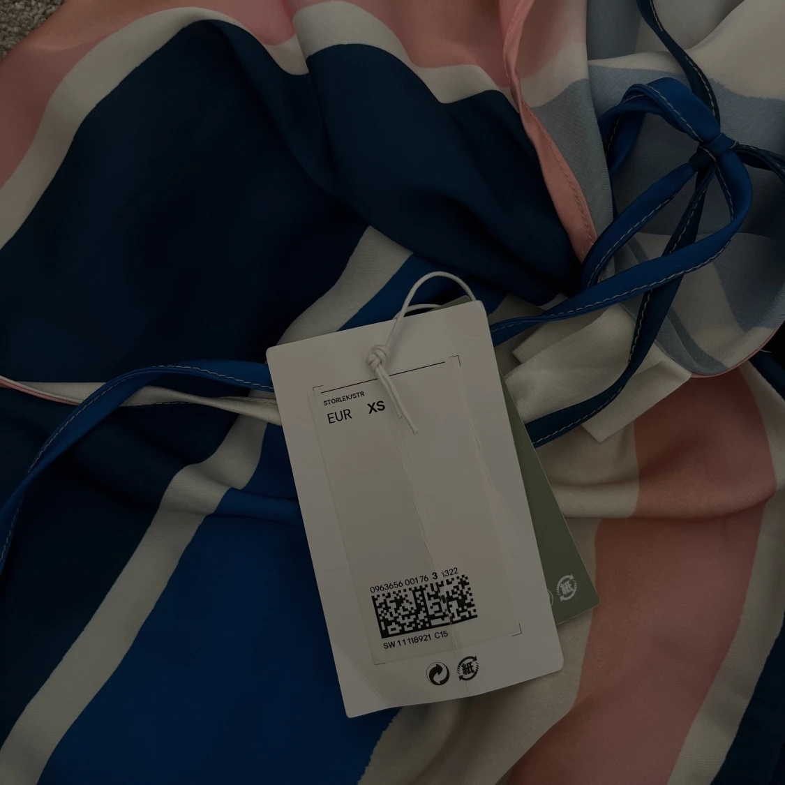 Lem Lem X H&M klänning  - 91