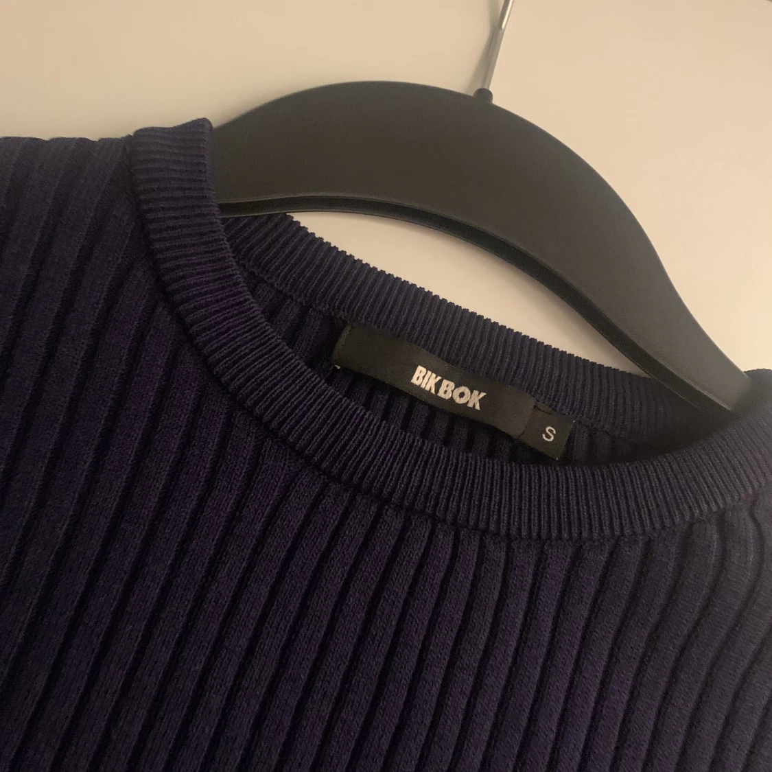 Marinblå tröja - 90