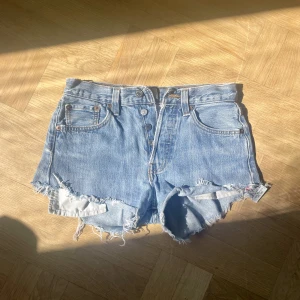 Levis shorts - Blåa levis shorts i storlek XS
