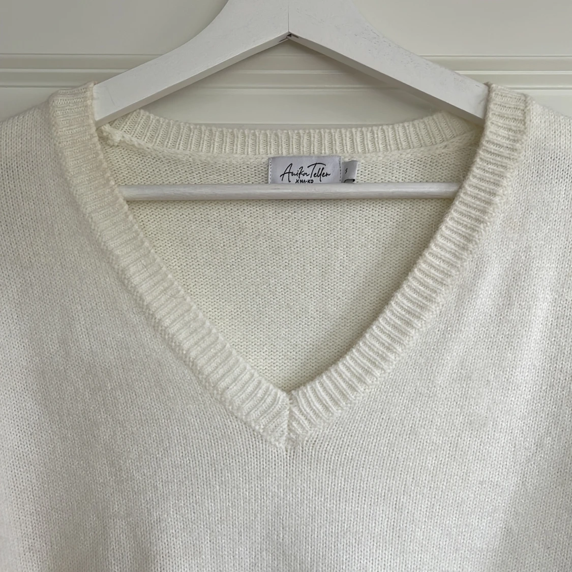 Vit stickad tröja - 90