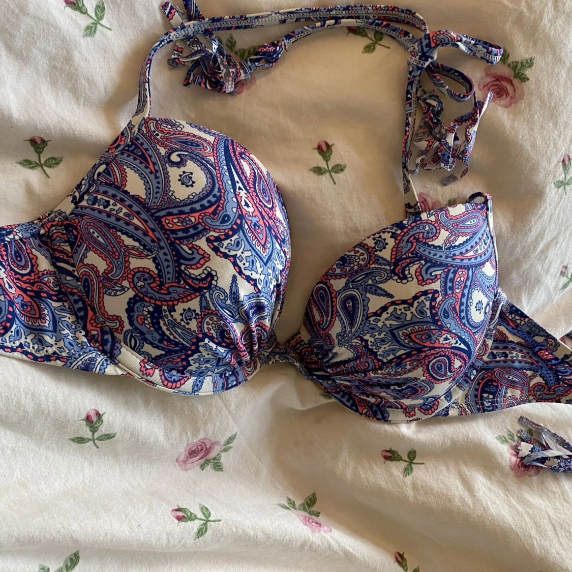 Bekini överdel  - 90