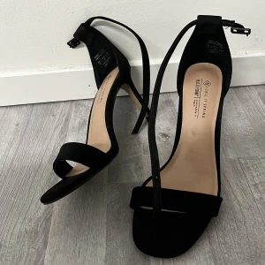 Klackskor  - Super fina klackar, Använda 1 gång. 150 kr