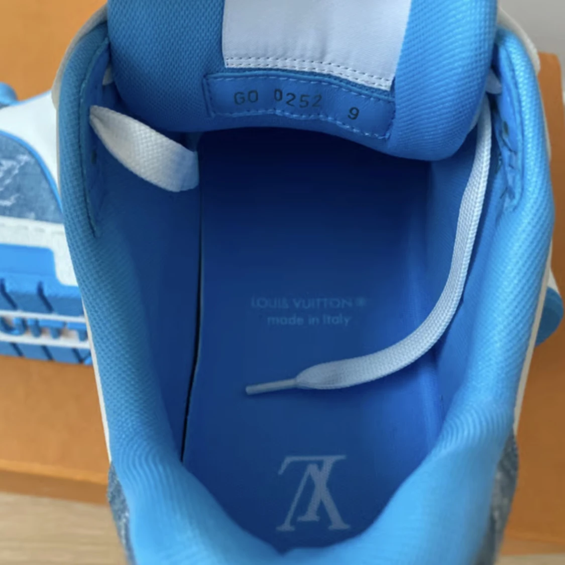 Louis Vuitton trainers  - 91