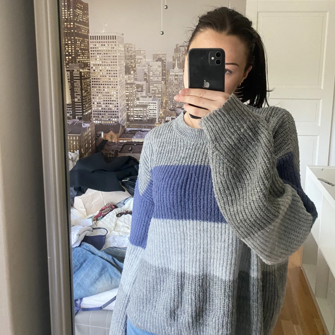 Randig stickad tröja