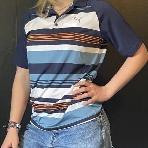 Golftröja - En pumatröja som är helt oanvänd, lappen är kvar!! Superstretchig!! Den kan vara storlek S-M.Priset kan diskuteras👍🏻😮‍💨🫨