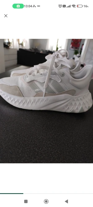 Adidas sneakers - Adidas FUTURPOOL 2.0 W SNEAKERS stl:36 använda 1 gång en kort stund