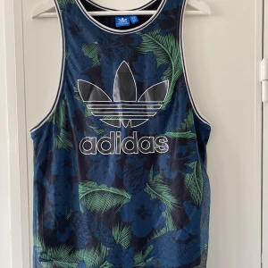 Adidas linne - Adidas linne, helt ny!  Storlek 38