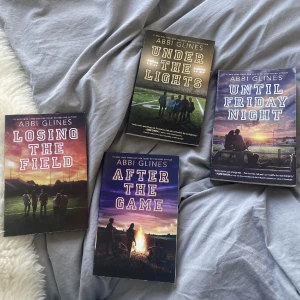 Friday night lights - Böcker engelska