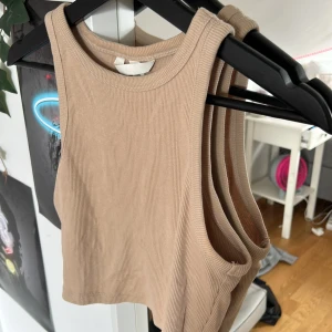 Ribbat linne - Supersnygga ribbat linne 💞köpare står för frakt pris 