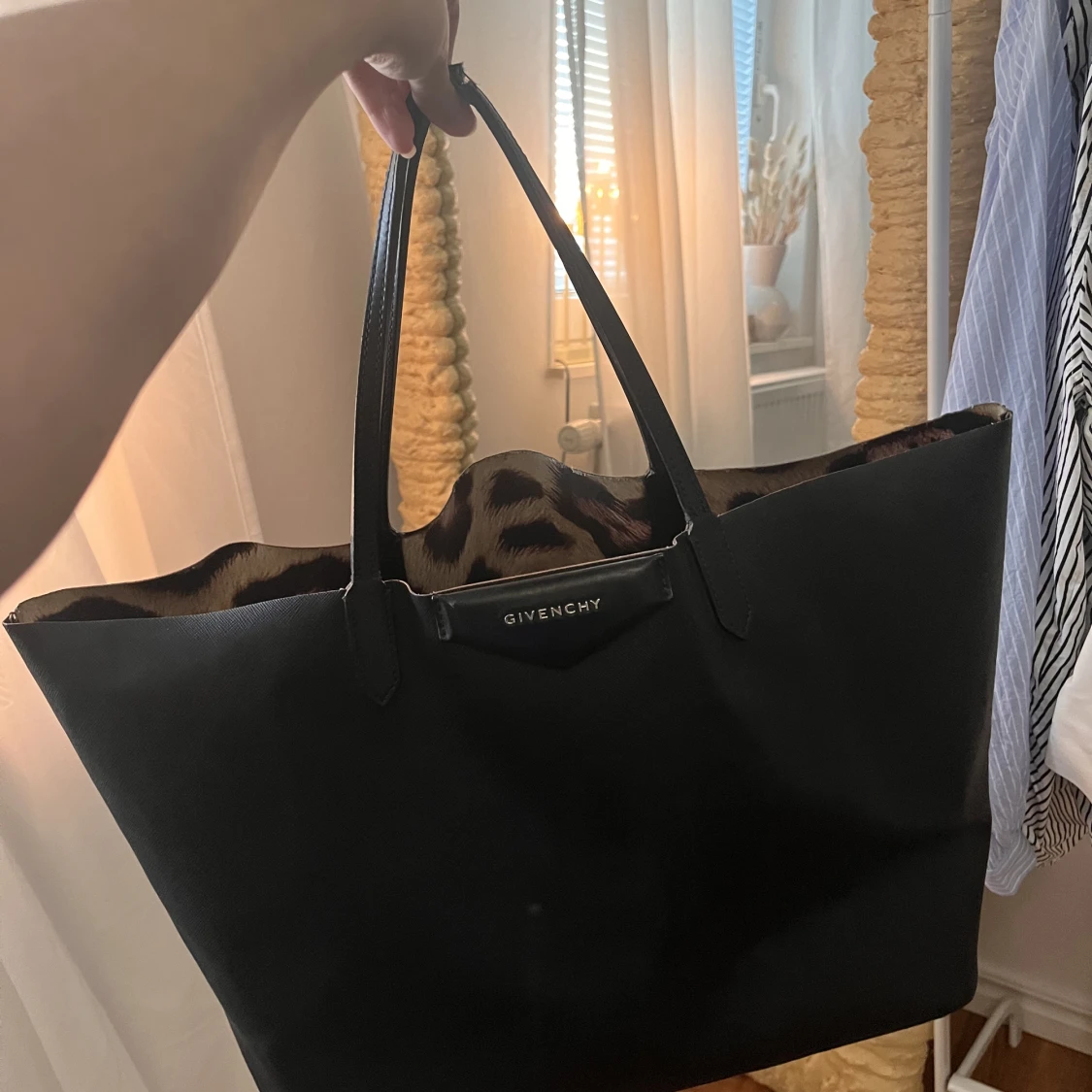 Givenchy antigona shopper tote