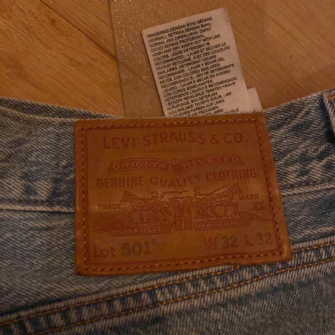 Levis 501  - 28
