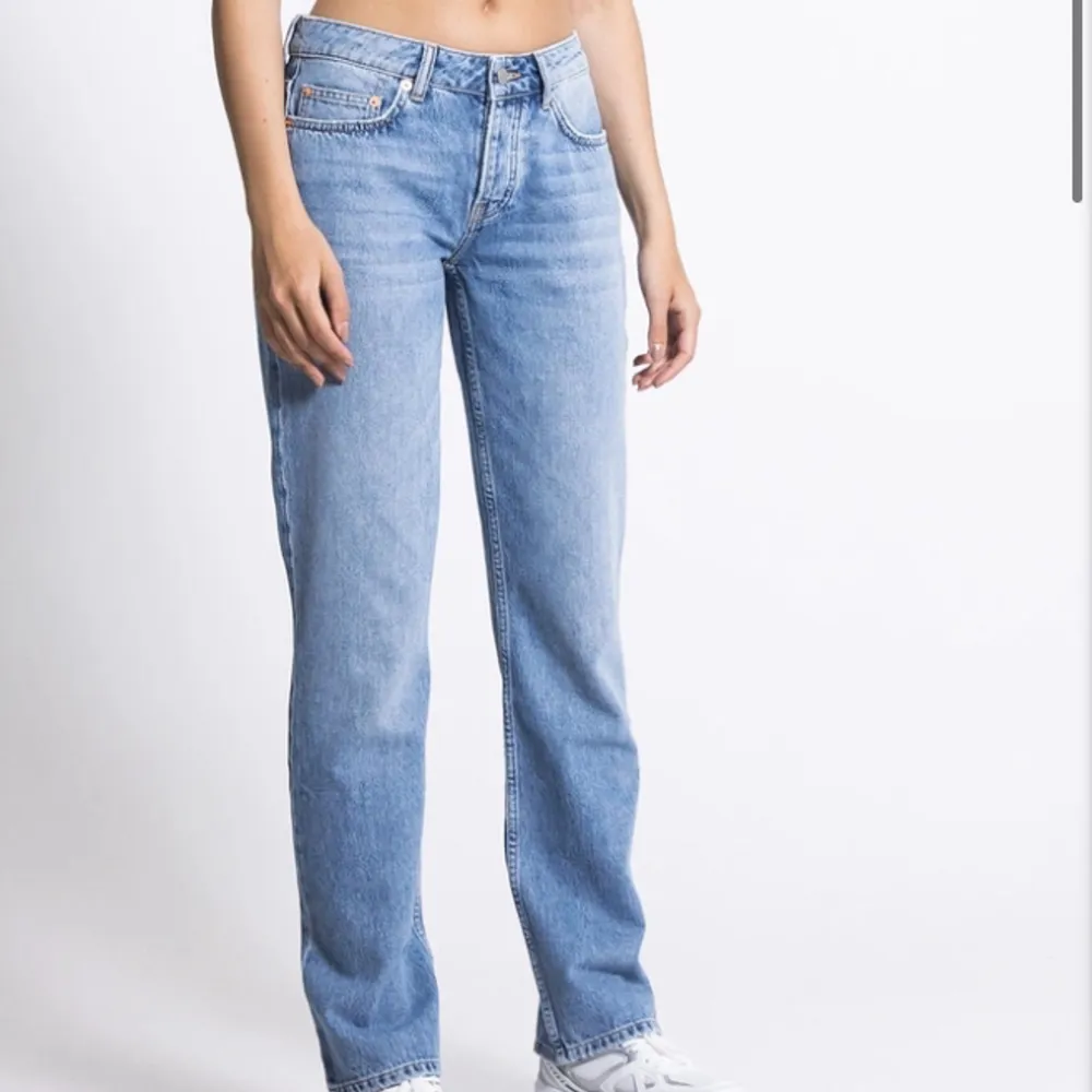 Jeans från Lager 157. ”Icon” i strl xxs. Nypris 400kr men säljer för 100kr. Jeans & Byxor.