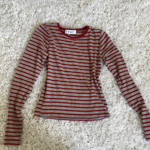 Tröja - Tröja i superfint skick, köpt på Carlings🫶, S men passar XS, pris kan diskuteras 