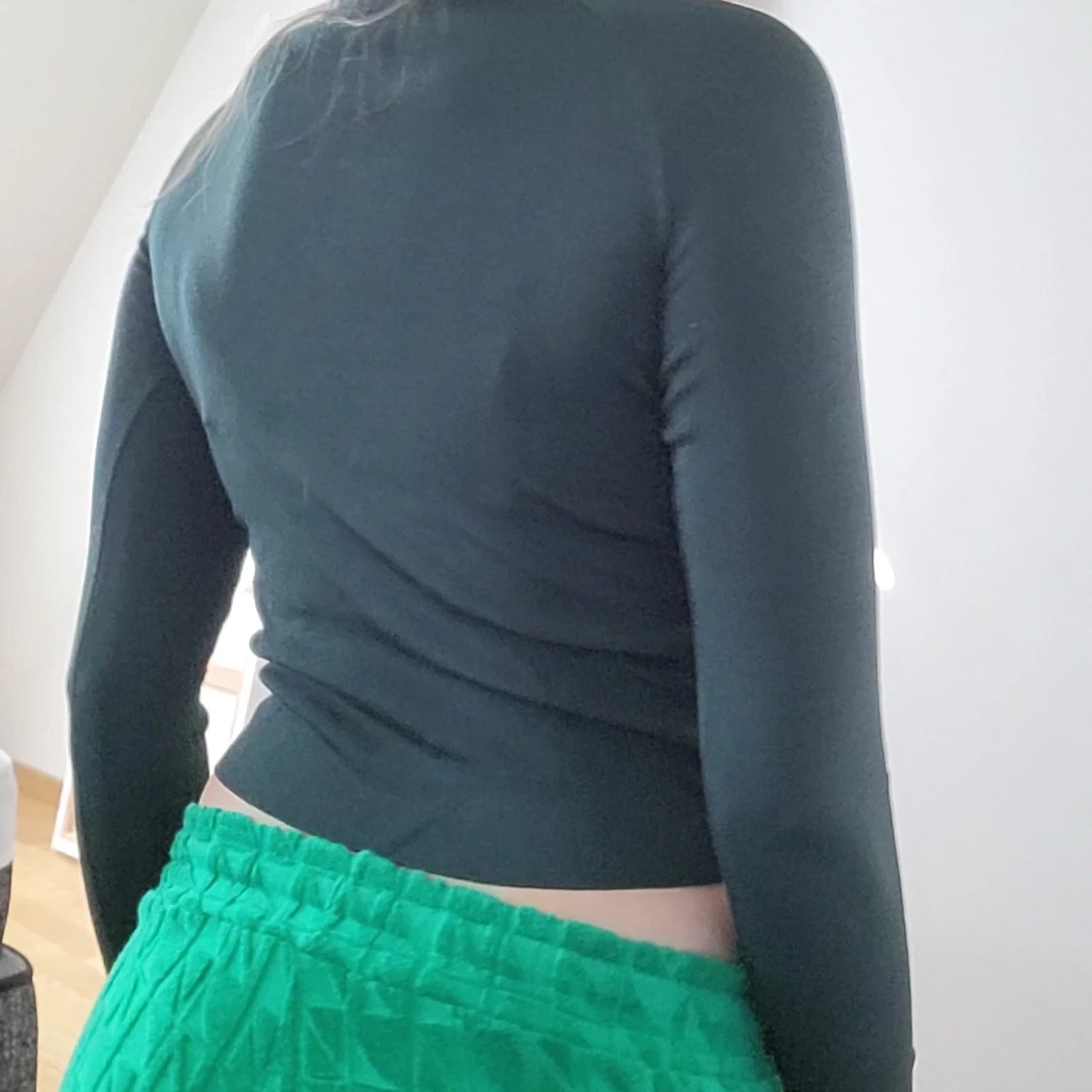 Metallic grön stickad tröja - 90