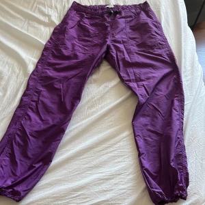 Cargobyxor - PARACHUTE PANT. Från junkyard stl L. 