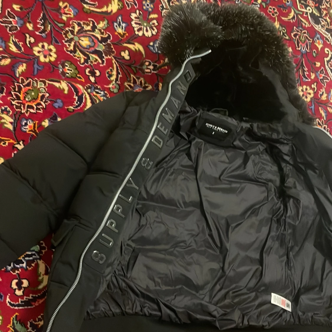 Supply  damand vinter jacka  - 91