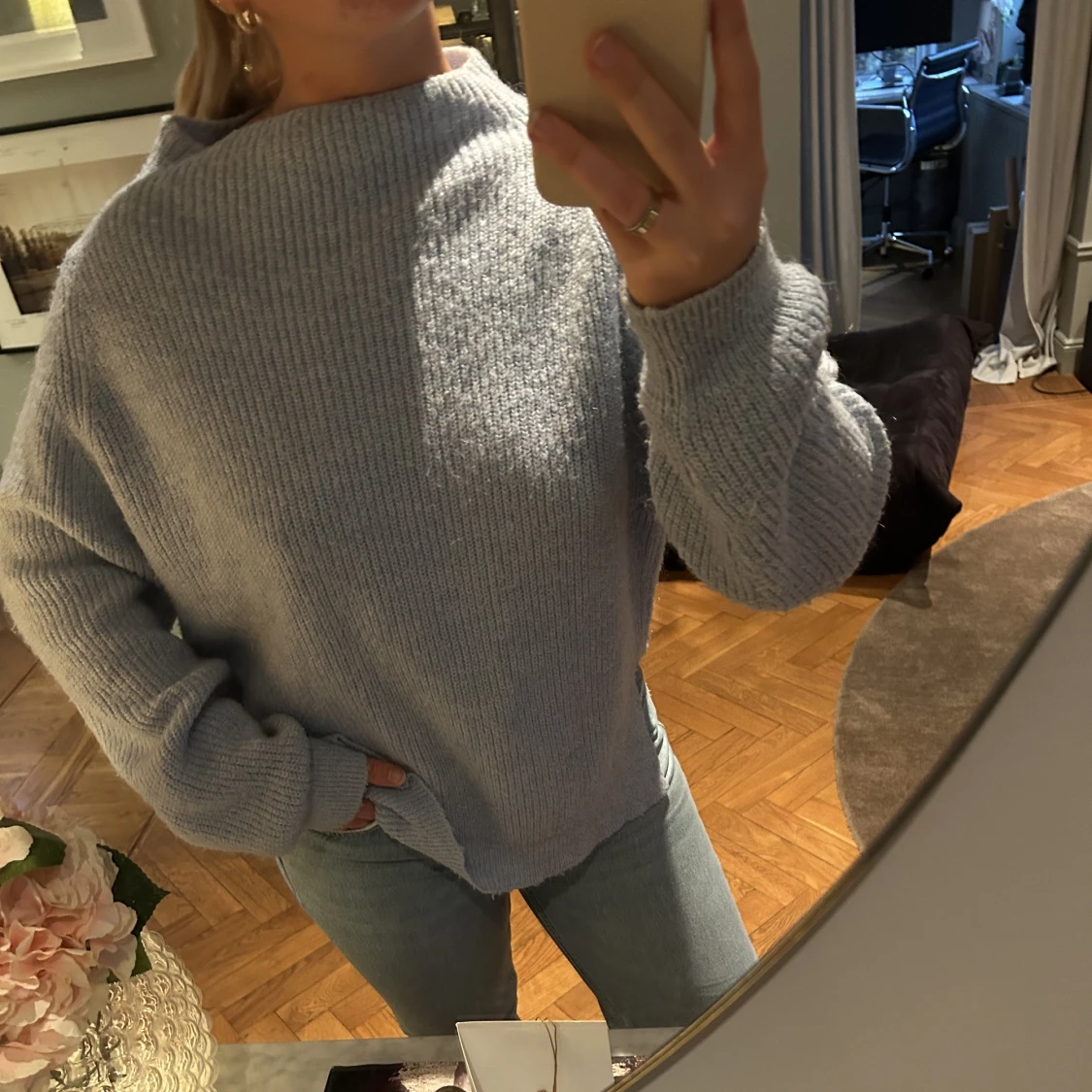 Aninebing ljusblå stickad  - 90