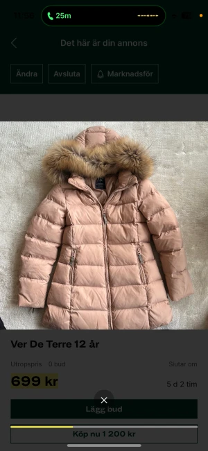 Ver De Terre vinterjacka  - Ver De Terre jacka 12 år.  Djur och rök fri. Inga hål. Väldigt fint skick. Passa på att köpa en underbar varm vinterjacka till din underbara dotter.