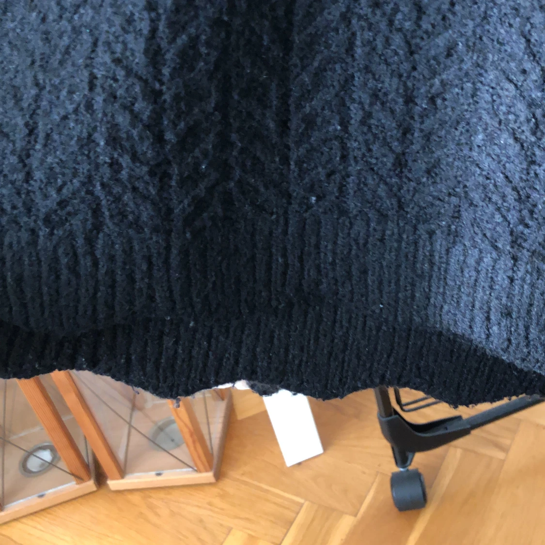 Svart stickad tröja - 91