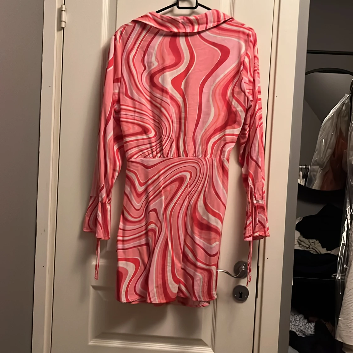 Rosa/röd klänning - 90