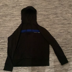 Hugo boss x Porsche hoodie - Hugo boss x porsche hoddie Bra skick Storlek M