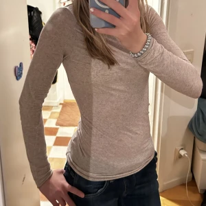 Superfin intimissimi tröja  - En extremt fin intimissimi tröja utan hål och är i ett super fint skick❤️❤️Skriv för mer info❤️