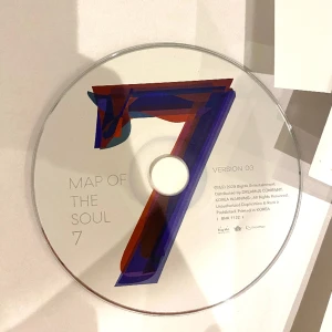 BTS album - Jag säljer detta BTS album för endast 250 kr! (nyskick)