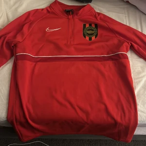 Brommapojkarna tröja - Helt ny tröja, användt 3-4 gånger