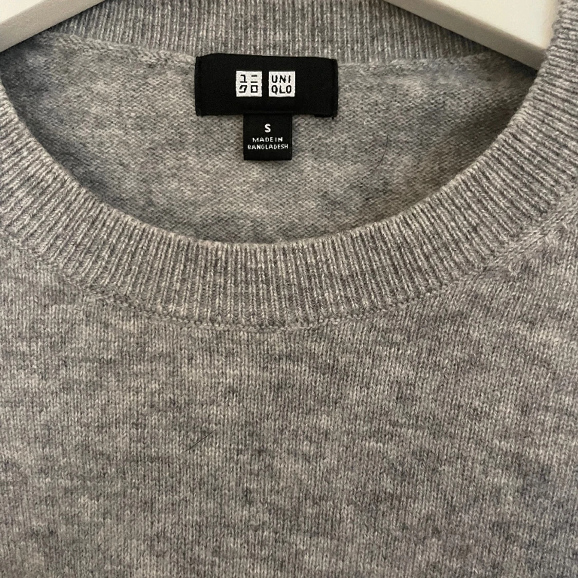 Kashmir Tröja / Sweater - Uniqlo - 90