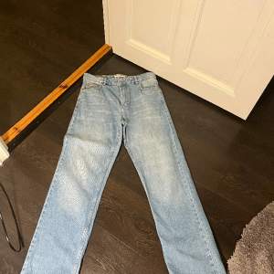 Just junkies baggy jeans som är i bra skick! Storlek 30/32
