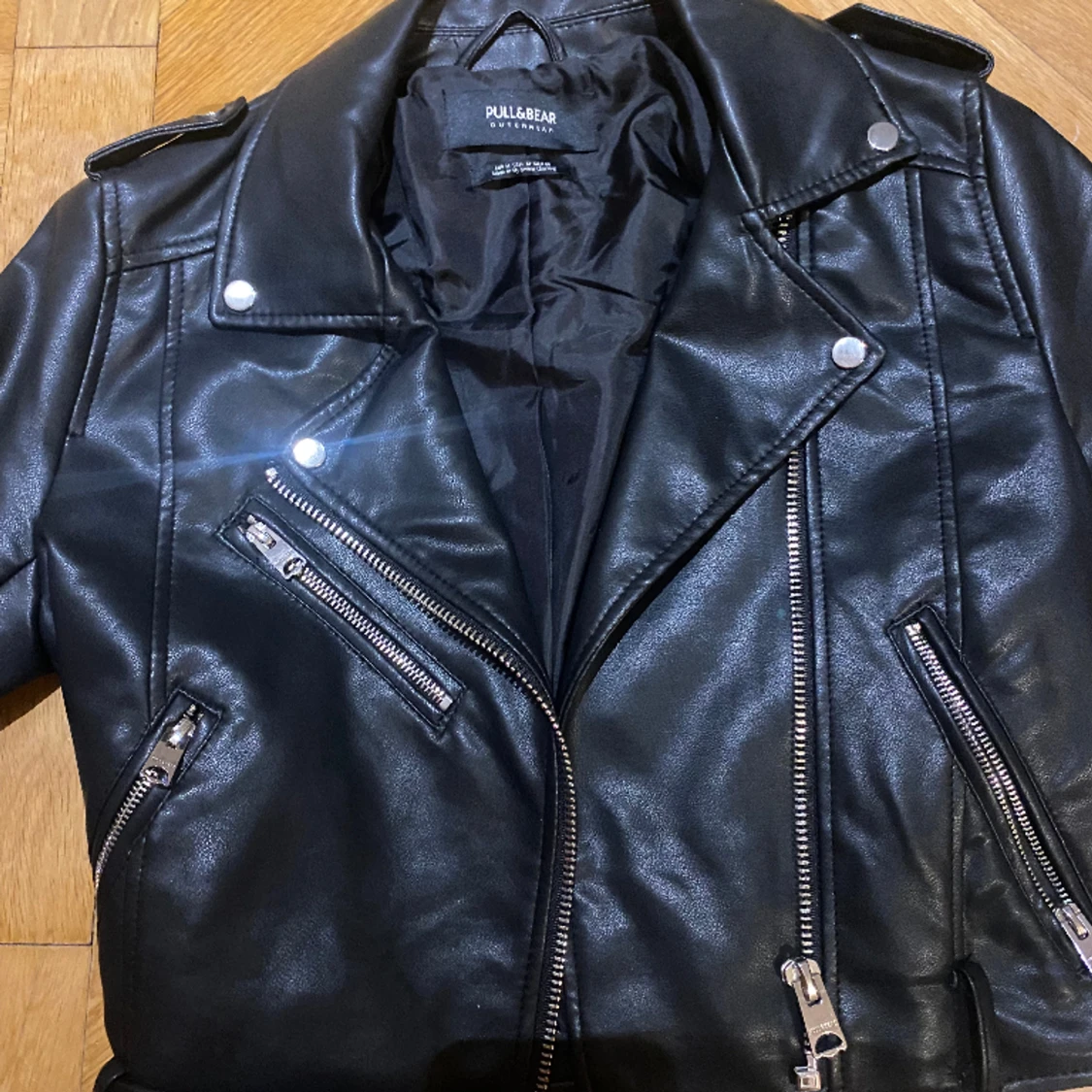 Svart skinnjacka  - 90