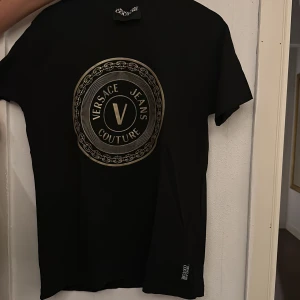 Versace - Enbart testad Storlek S