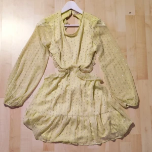 Lolita sommarklänning - Härlig, enkel, luftig sommarklänning.  Ny och oanvänd.