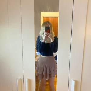 Brun/Beige Kjol - Brun/Beige kjol som tyvärr inte används längre.