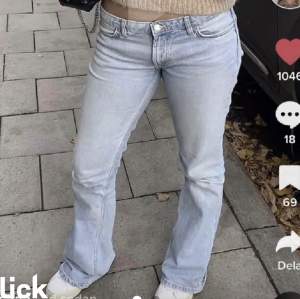 Helt nya jeans från zara aldrig använda 