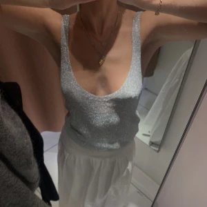 Silver linne - Använt 1 gång! Superfint glittertopp ❤️