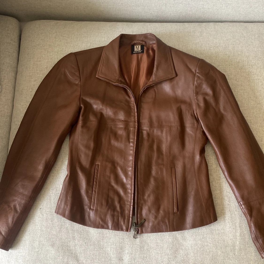 Brun läder jacka