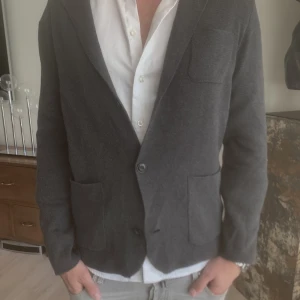 Kavaj Kofta från Mango - Go tröja 