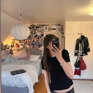 Gullig T-shirt  - Volang T-shirt 